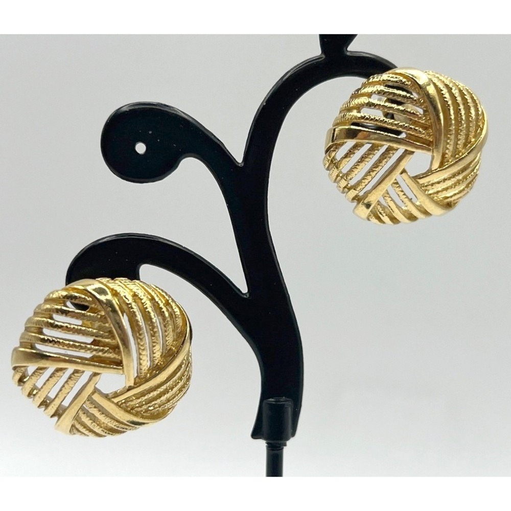 Vintage Gold Tone Knot Stud Earrings Ribbed Textured Classic 1 Inch